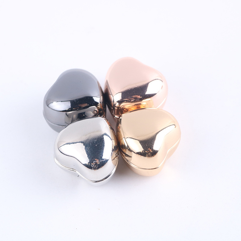 2023 Fashion magnetic buckle lady fresh lovely Scarf buckle Temperament brooch Multi color accessories wholesale