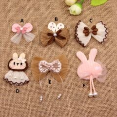 真珠の網の糸の蝶結びの髪の紐はDIYの子供の靴の靴下の服の装飾の材料を飾ります。