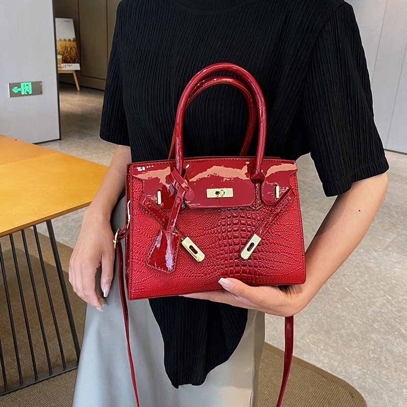 2023 nuevo bolso femenino moda europea y americana todo-fósforo bolso mensajero de un solo hombro de gran capacidad bolso Kelly transfronterizo