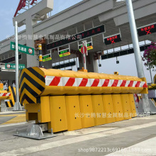 高速公路可导向防撞垫防冲撞设施缓冲预应力安全防撞护栏四川成都