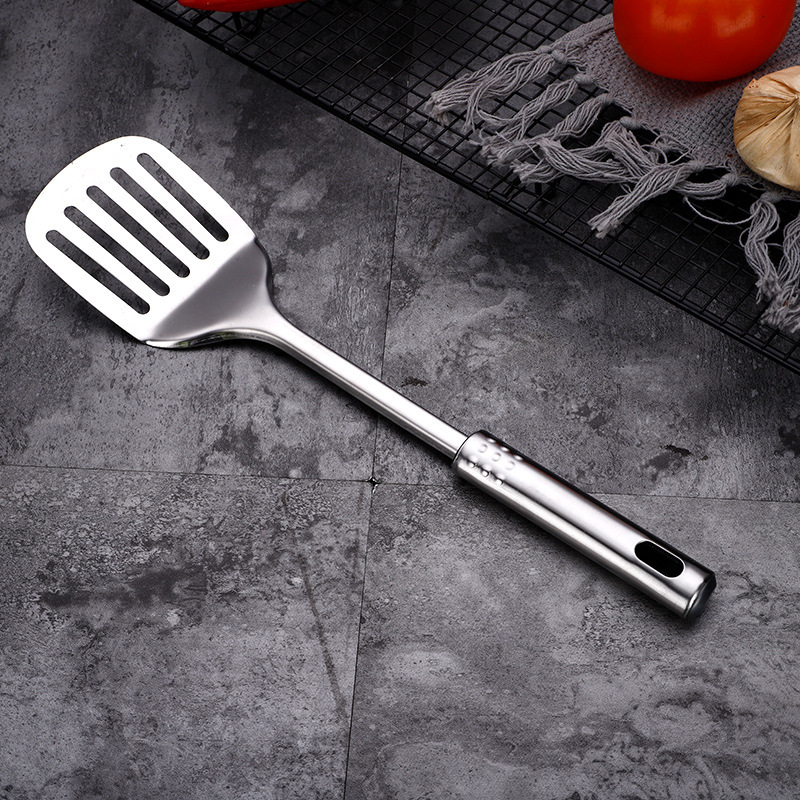 slotted shovel