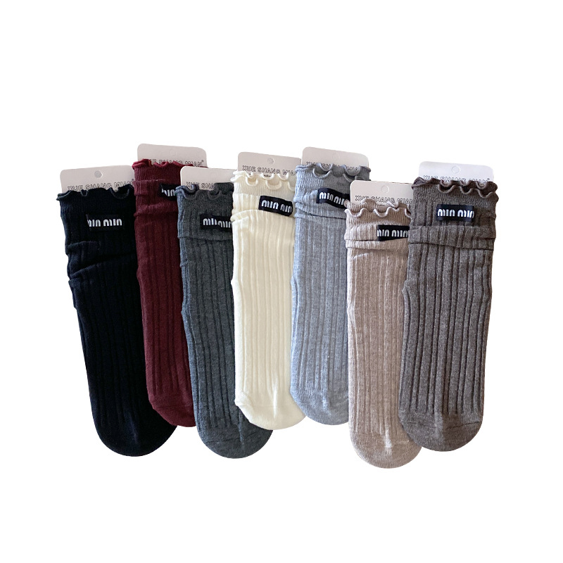 Calcetines de primavera y otoño de tela de tubo medio, pila de cordón de hongo, chica dulce Miu, viento de la escuela, Anchor Rojo
