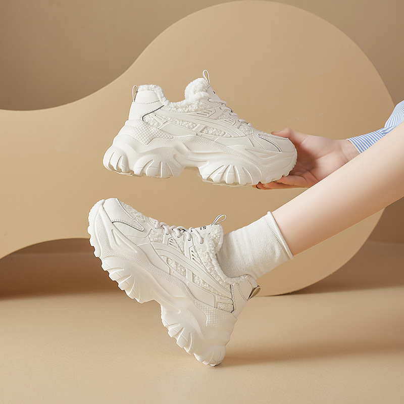 Augu Shi Deng zapatos de fondo grueso para padres y mujeres 2026 nueva primavera deportes blancos de cordero de cachemira zapatos de carrera casuales gruesos