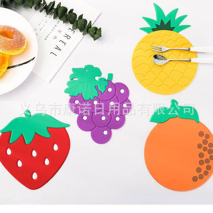 杯垫隔热垫餐桌垫防烫欧式垫子创意简约硅胶家用防滑可爱卡通水果