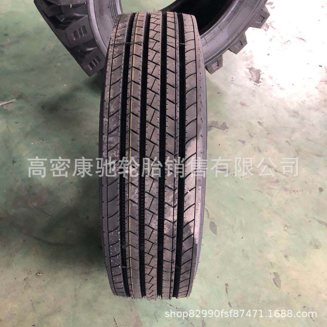 平板车轮胎245/70R19.5卡车钢丝真空轮胎