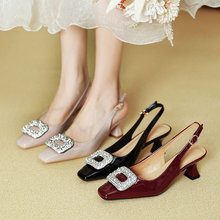 ��ʽ���^�߸�Ь�����¿��ļ���Ն�Ь�и���Ƥ�tɫһ�֎����^��Ь