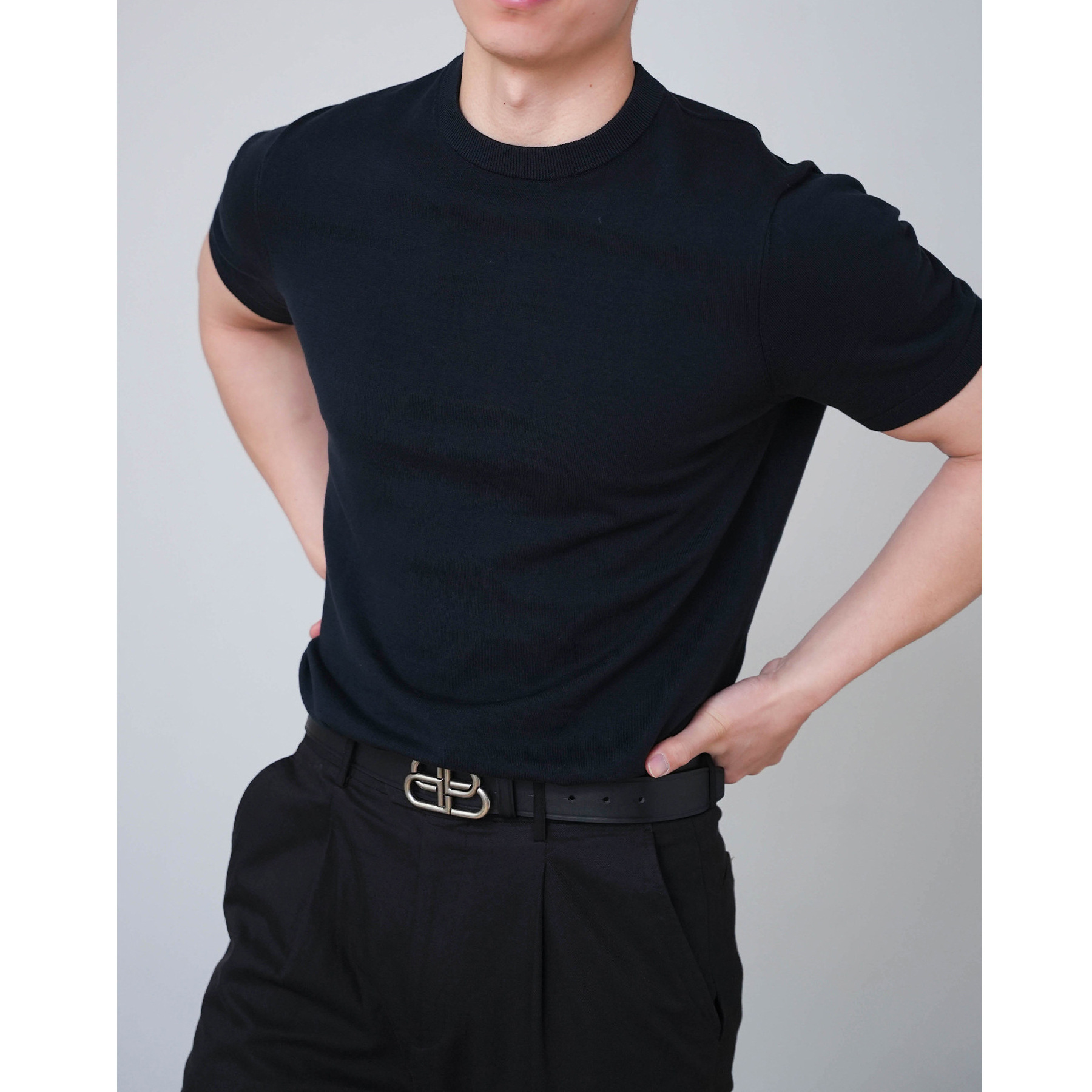 Camiseta de punto de manga corta camiseta hombre color sólido traje de cuello redondo con un antiguo estilo de hielo de verano fábrica transfronteriza al por mayor