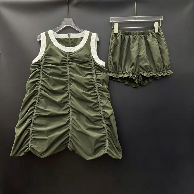 2026 Summer New Style Olive Green Sleeveless Pleated Vest Dress + Ruffled Shorts Set for Women, Fashionable and Casual 2026 Summer New Style Olive Green Sleeveless Pleated Vest Dress + Ruffled Shorts Set for Women, Fashionable and Casual