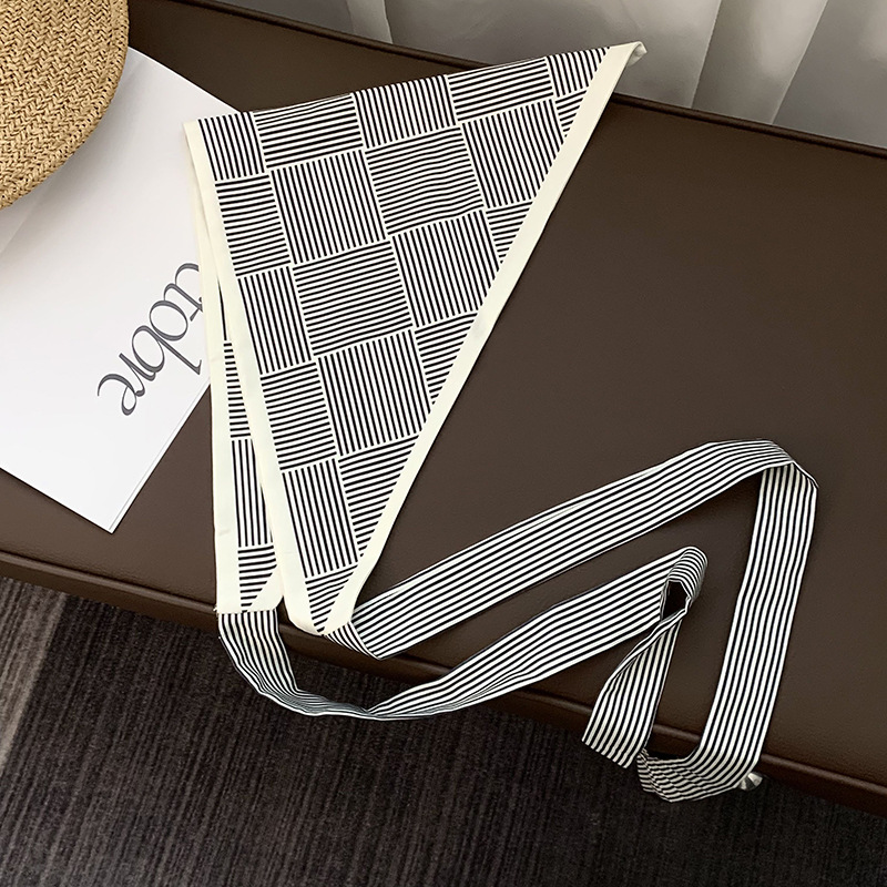 Toalla triangular con cintura, bufanda de seda con flor de anacardo retro, sensación de alta gama, cortina de pedo apilada multifuncional de verano, diadema de todo fósforo