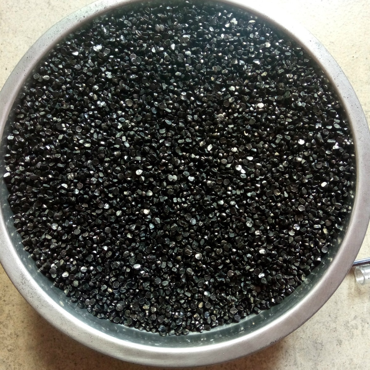 预分散炭黑母粒低温85度可塑化