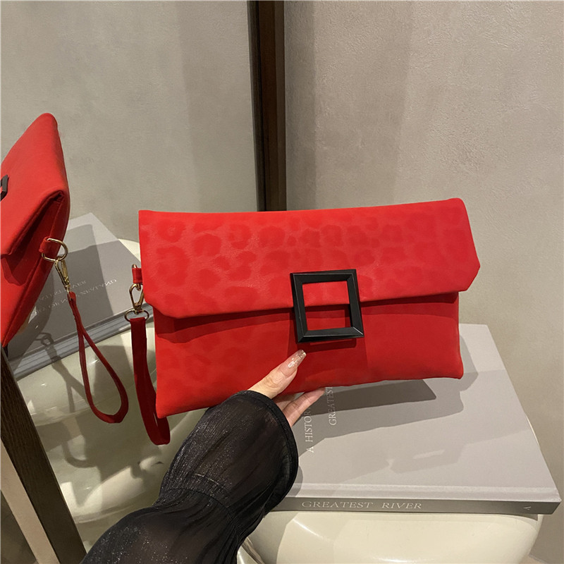 Moda francesa de moda bolso de brazo para mujeres 2025 verano nueva textura simple bolso de hombro pequeño