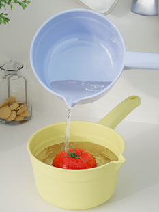 ♔ Colorful Water Ladle Multifunctional Water Ladle Plastic Bucket Ladle Kitchen Thickeneded Long Handle Ladle Water Ladle Kidsren's Wash