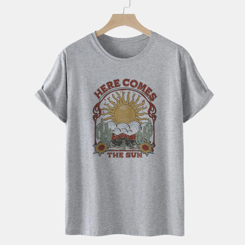 Here Comes the Sun Retro Graphic Tees Women Oversized 70s Hi