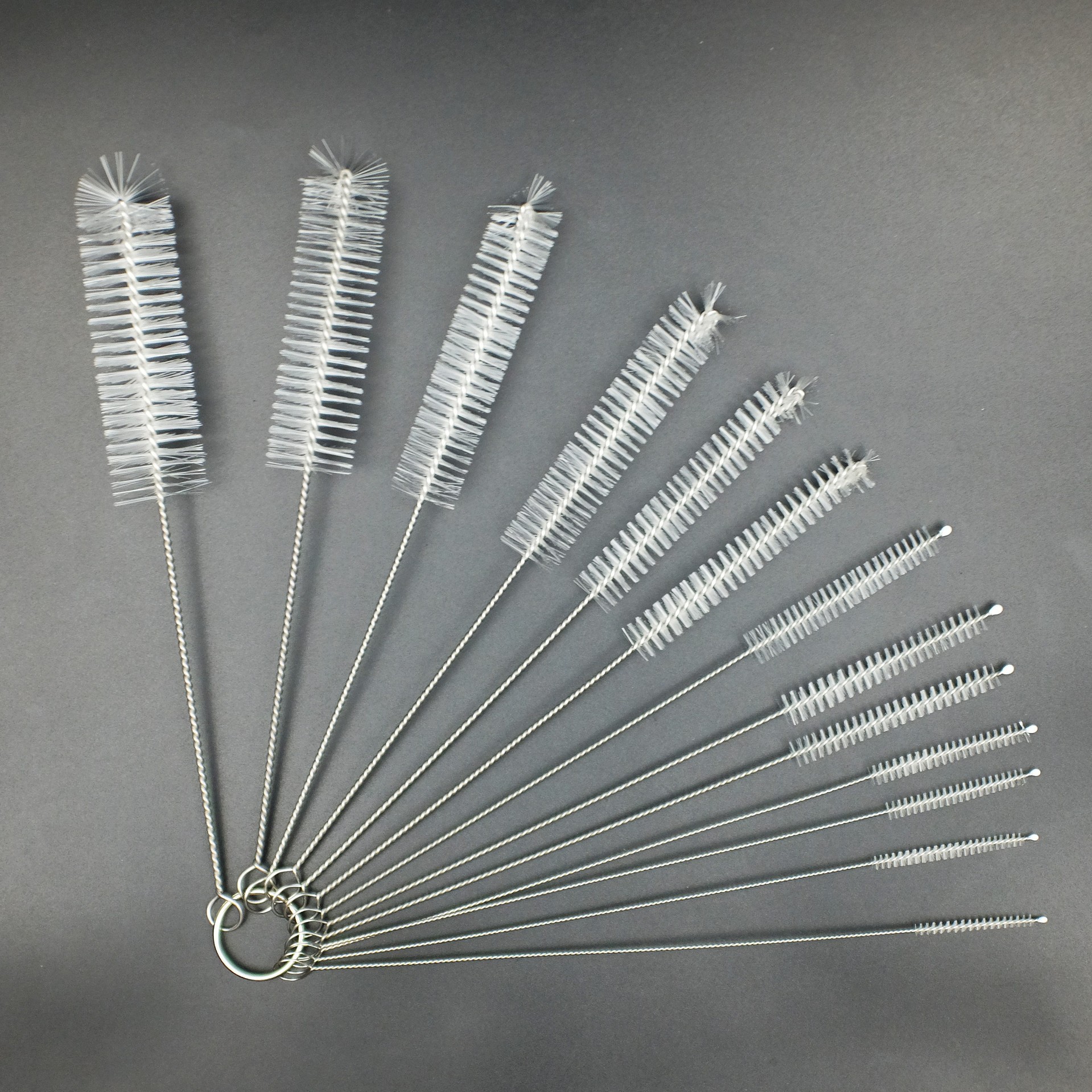 Transfronterizo en stock multi-funcional de acero inoxidable 13 piezas traje de limpieza cepillo de paja cepillo hueco herramienta cepillo fabricante