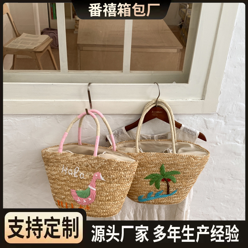 Xiaohongshu's Most Searched Item: Hand-Woven Bag with a Seaside Vacation Style, Hand-Held Basket Bag with a Stylish Design, Single-Shoulder Tote Bag