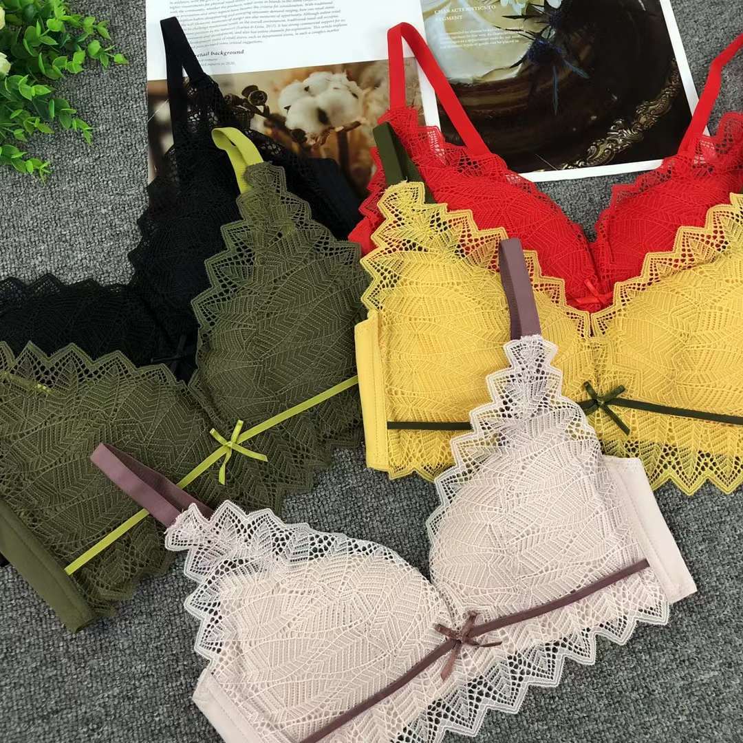 Nuevo sujetador inalámbrico moda encaje jacquard transpirable cómodo clásico tres breasted ropa interior para las mujeres al por mayor