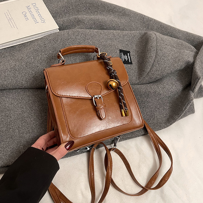 Nicho de diseño de alta sensación de moda mochila pequeña mochila para mujeres 2024 nuevo estilo universitario bolso pequeño