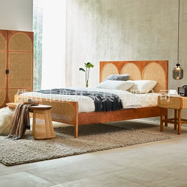 沙发椅;餐椅;餐边柜