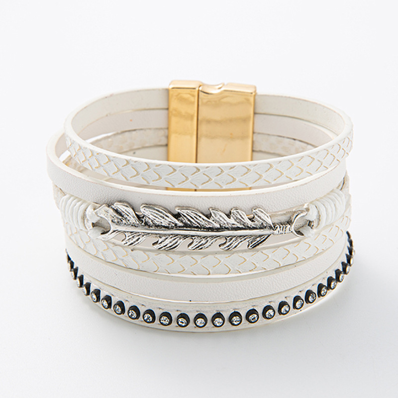 Cross-Border fashion women's leather bracelet geometric leaf scale pattern multi-layer magnetic suction buckle women's bracelet in stock wholesale Cross-Border fashion women's leather bracelet geometric leaf scale pattern multi-layer magnetic suction buckle women's bracelet in stock wholesale