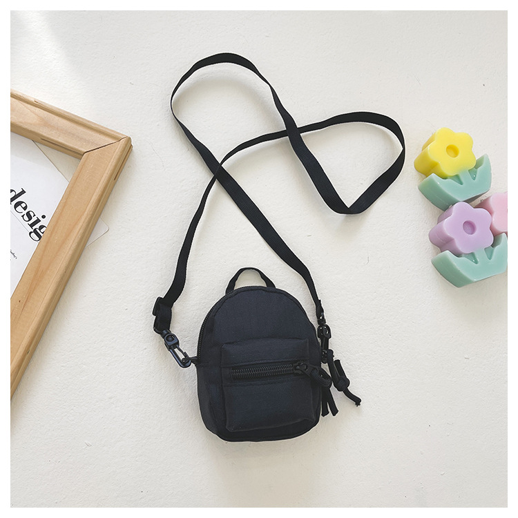 Kid'S Small Oxford Cloth Solid Color Basic Sports Square Zipper Crossbody Bag display picture 22