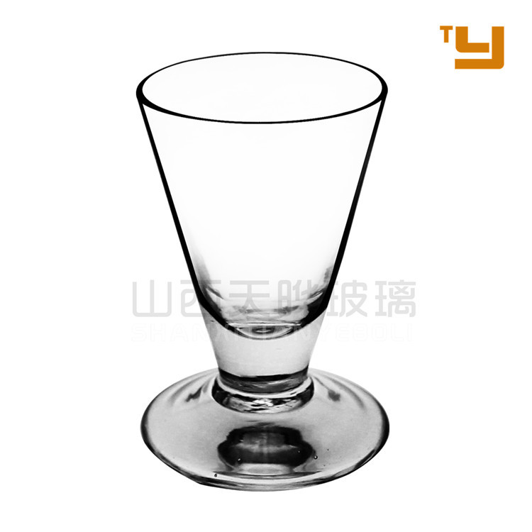 厂家生产纯手工无铅水晶玻璃30ml白酒杯小烈酒杯一口杯可激光logo