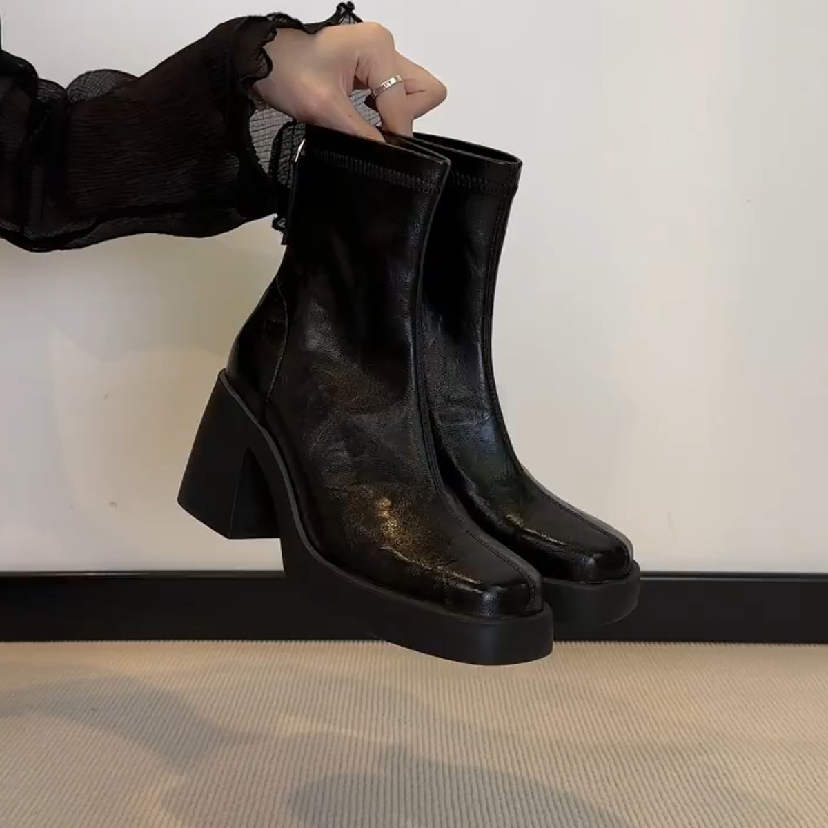 Soft Leather Version ~ Height-Increasing Fleece-Lined Short For Petite Women, High Heels, Chunky Heel Martin Boots,_voghion.com