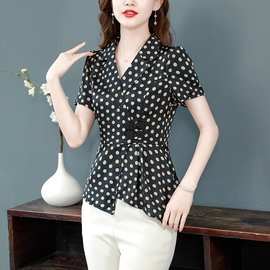 波点上衣女款短袖夏季妈妈装高端别致漂亮雪纺衬衫显瘦不规则小衫