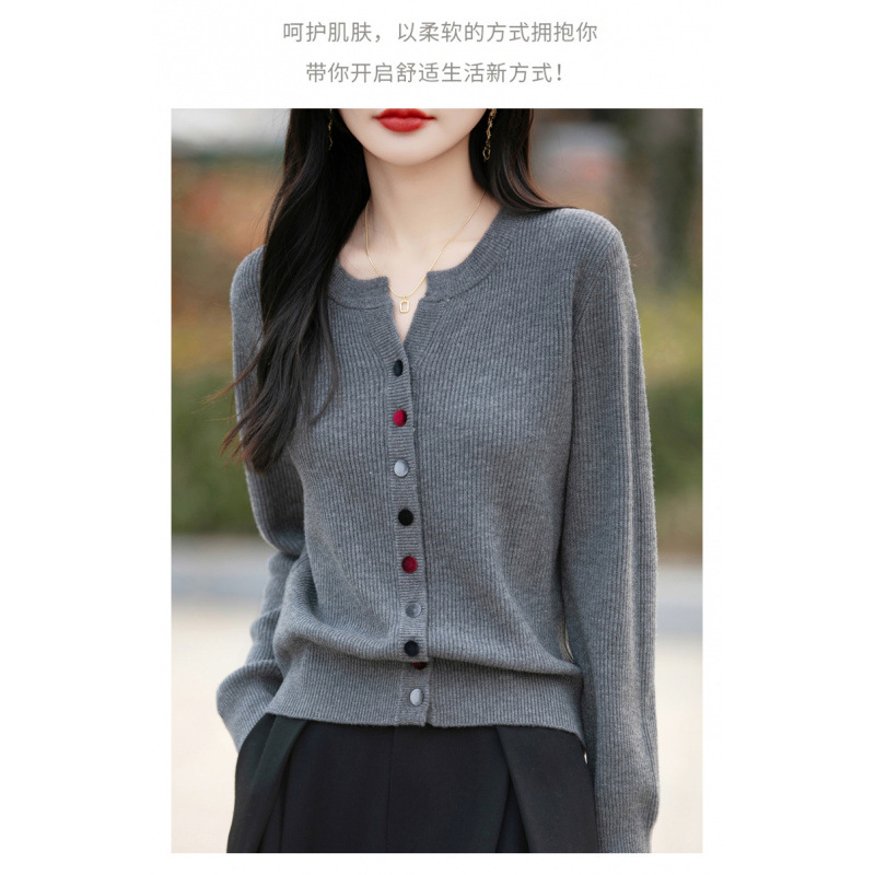 Suéter de cuello en V de hebilla de color exquisito Cardigan para mujeres 2025 único super hermoso nuevo chaqueta de punto de primavera image 9