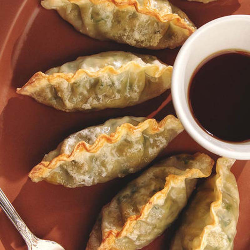 必品閣王餃子韓式水餃泡菜菌菇早餐蒸餃速凍煎餃速食早餐餃子490g