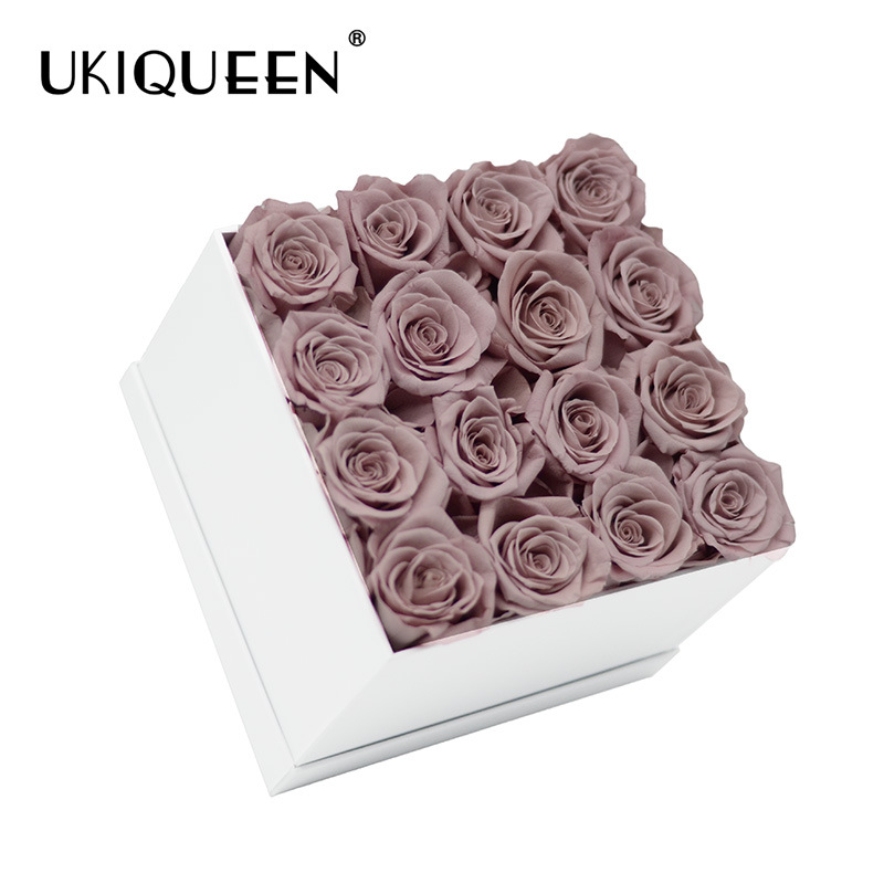 Yunnan Yongsheng flor cuadrado abrazo cubo caja de regalo Qixi Día del Maestro Día de San Valentín regalo creativo flores al por mayor