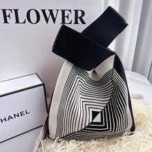 ins�W�t�����Ůᘿ�ë��ˮͰ�����n��ٴ��������e���ذ����E18