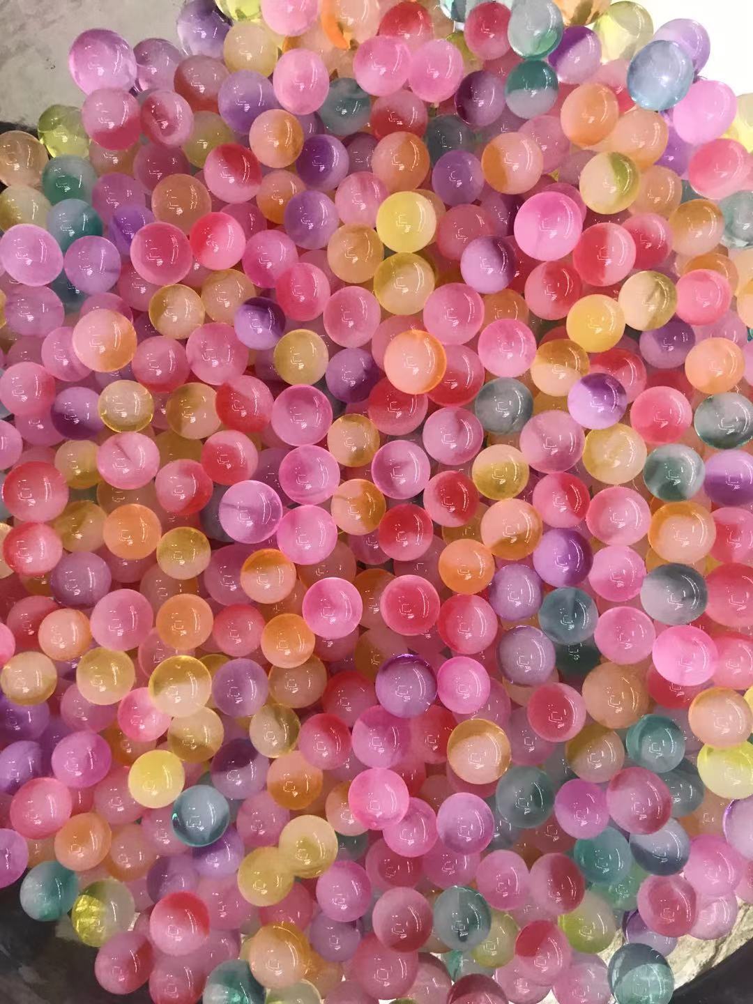 厂家直供海绵宝宝膨胀玩具吸水珠TPR动物海洋宝宝吸水珠
