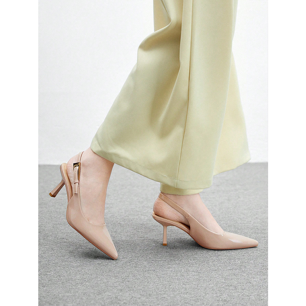 Sandali con tacco a stiletto da donna a punta color nude_voghion.com