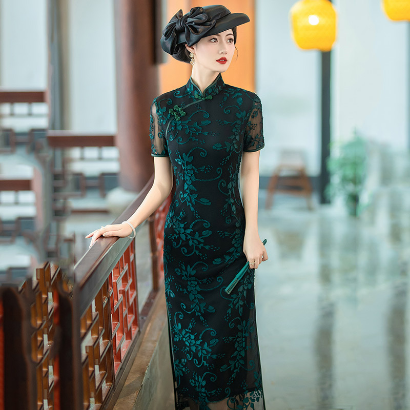 綠色國風中式長款改良旗袍2025新款年輕款女民國老上海復古春夏季