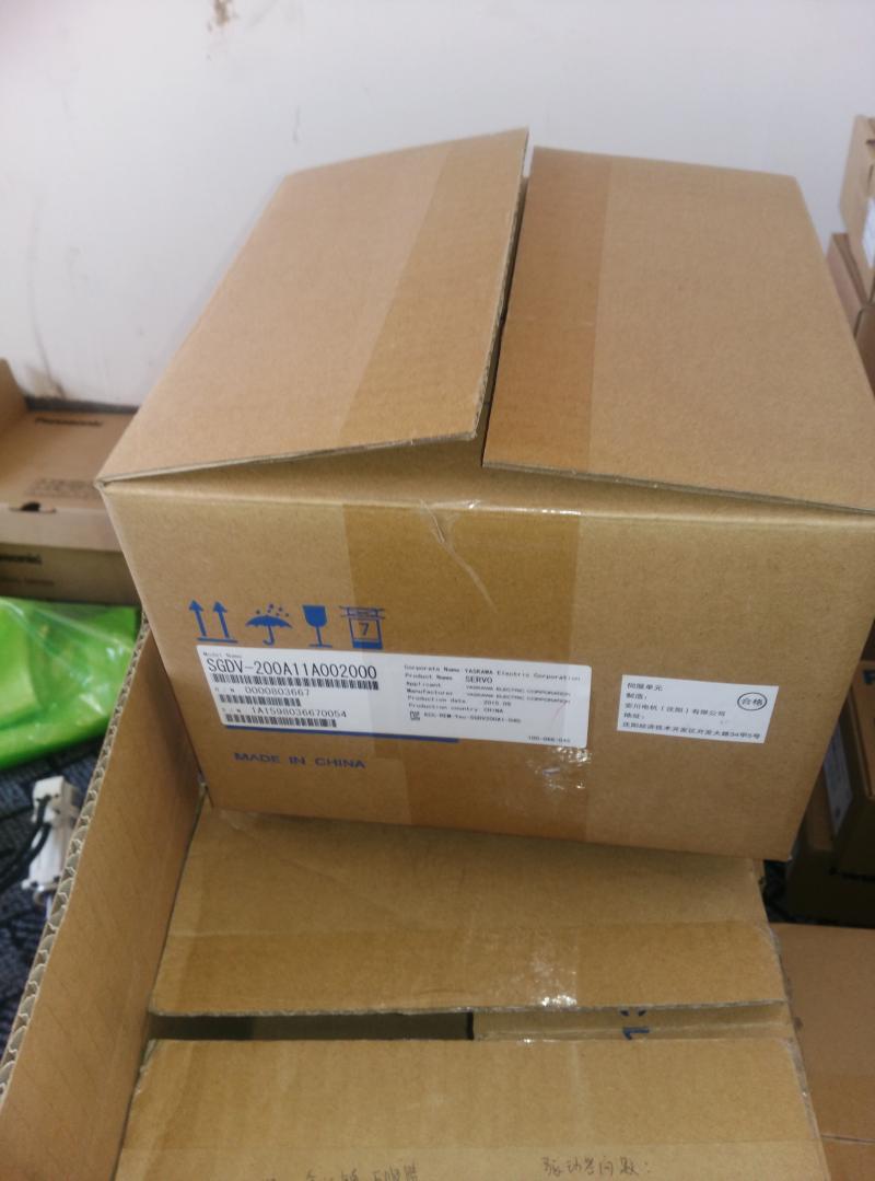 全新安川SGDM-02ADA原装，现货保修一年，欢迎询价