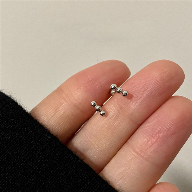 Pendientes de cuentas redondas para mujer, pendientes con hebilla de tornillo, pendientes de piercing de oreja de moda, pequeños, exquisitos, modernos y personalizados, uñas de hueso del oído de alta gama