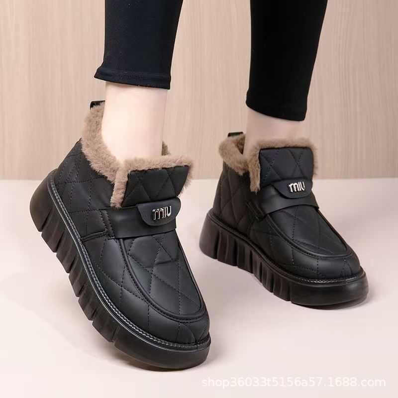 Winter Hot-Selling Height-Increasing Snow Boots, Fleece-Lined and Thickened for Warmth, Furry Shoes for Women, Thick-Soled Lightweight Mom Shoes