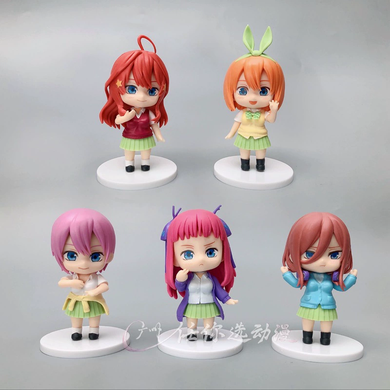 [Аниме-брелоки в стиле чиби 5 видов (5 версий) персонажи направления The Quintessential Quintuplets, набор мини-брелков-игрушек для выкладки]