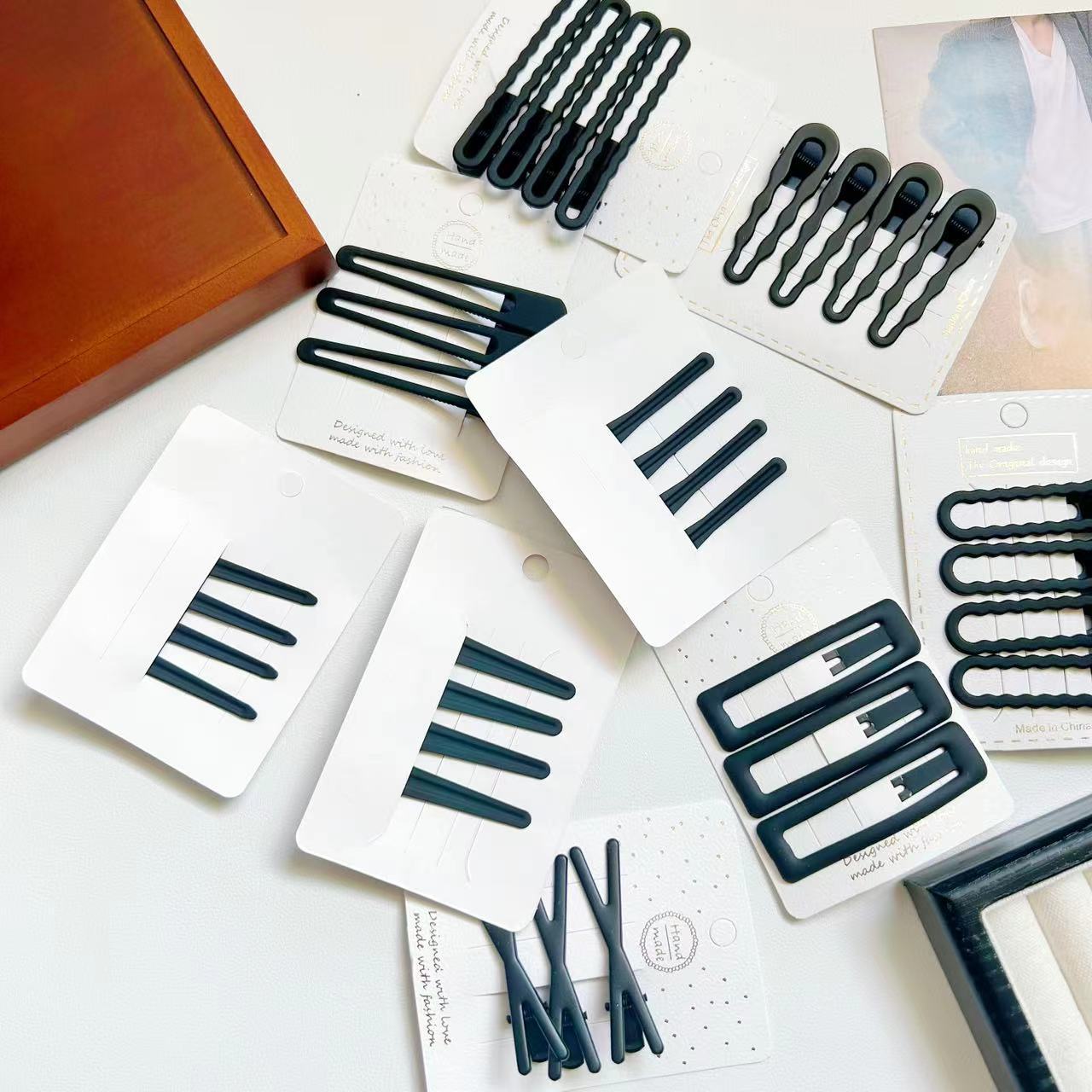 Clipe de pelo negro esmerilado simple nuevo clip de pelo sin marcas rotas silla clip de pelo de boca de pato clip de pelo accesorio clip de pelo lateral clip bb clip