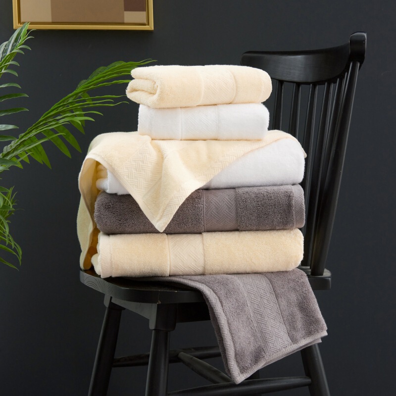 Hotel-Grade Five-Star Quality White Pure Cotton Bath Towel Set, Soft, Thick, and Comfortable, Specially Designed for Hotels, Highly Absorbent