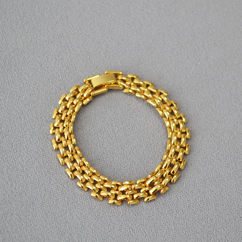 European and American Niche Design Wide Version Hollow Chain Metal Cold Style Brass Gold-Plated Fashionable and Atmospheric Watch Buckle Bracelet for Women