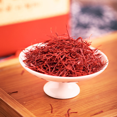 Saffron 5g gift box non-Iranian saffron specialty can be paired with red dates, longan and wolfberry for ladies to soak in water and drink scented tea