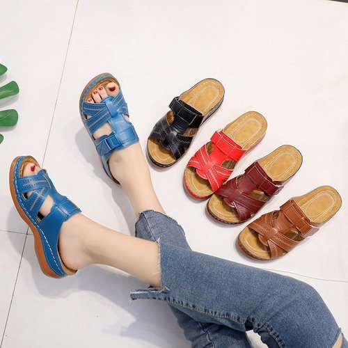Women's Shoes 44 Wide 43 Sandals Fashionable Western Retro Solid Color Thick-Heeled Slippers