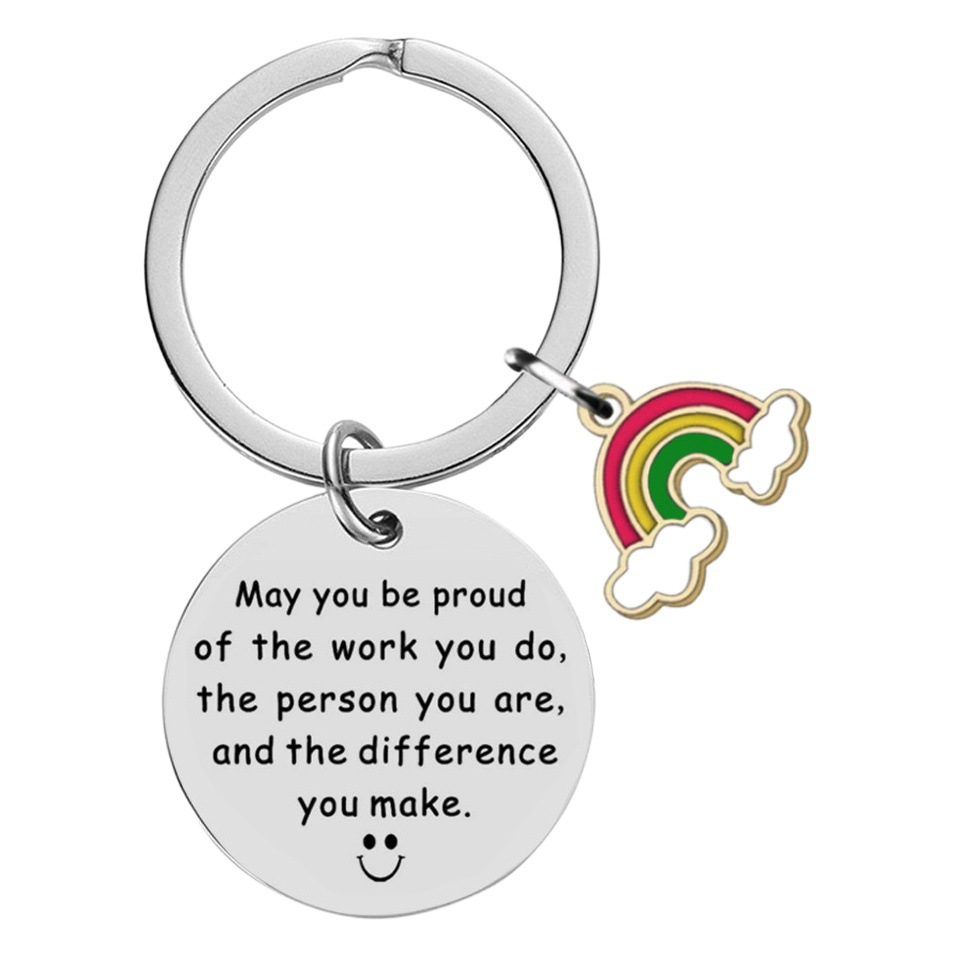Llavero de acero inoxidable grabado con láser, colgante arcoíris de aleación, accesorio de bolso o llaves, venta al por mayor