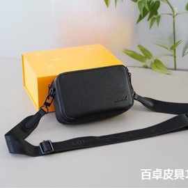 L驴新款多隔层男包荔枝纹皮斜挎包小号单肩包相机包图片实拍