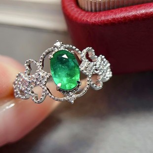 Fubei Diamond Jewelry 18K Gold Emerald Ring Spicy Green Color Clean Retro Easiest for Match Ring Ring