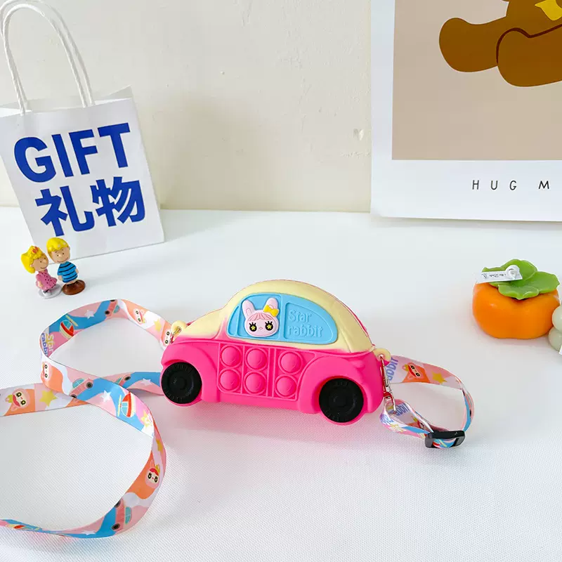 新款儿童小汽车硅胶零钱包 斜挎单肩包可爱减压包包玩具钱包女