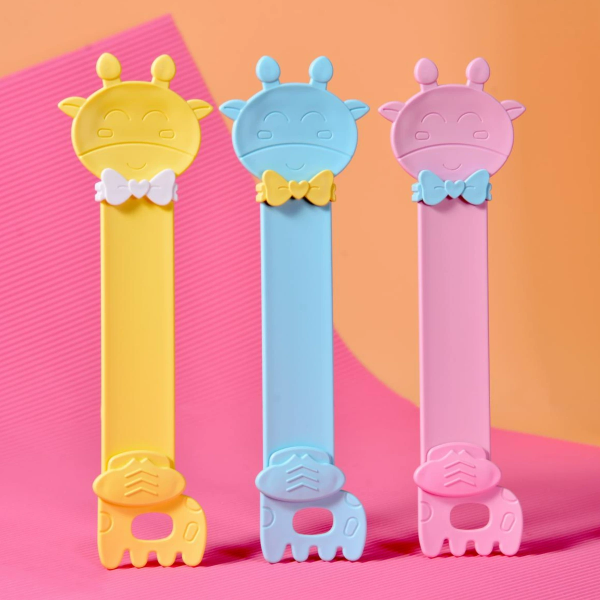 Трансграничные взрывные кошачьи полоски сжимают ложку для домашних животных жидкой закуски