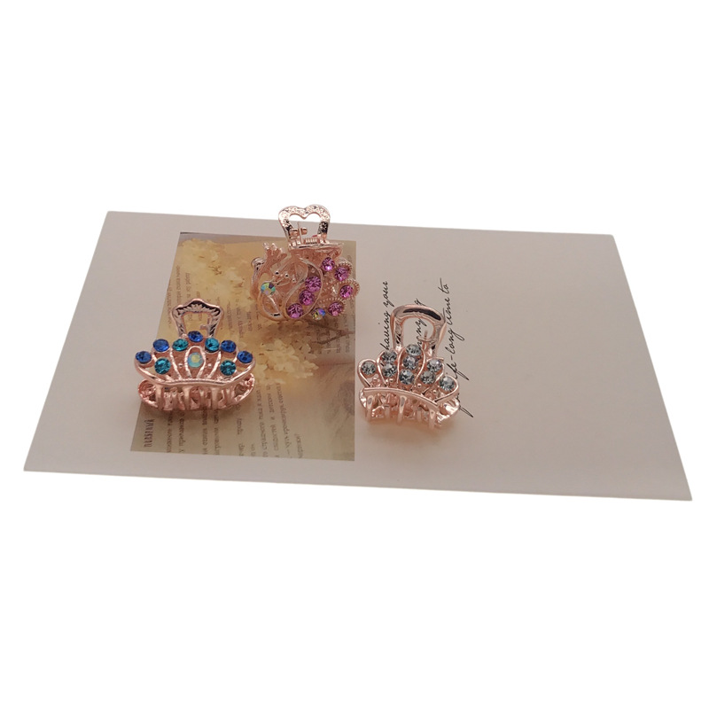 Diamante de oro plateado cuatro clip de horquilla clip de dos yuanes tienda accesorios para el cabello accesorios para la cabeza boutique suministro