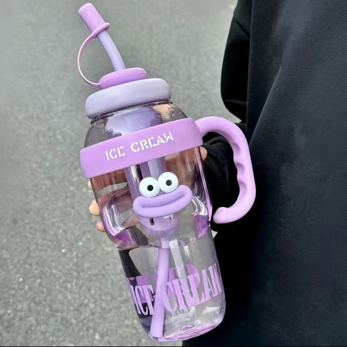 Nueva taza de plástico de verano Big Mac de moda linda taza de paja resistente a altas temperaturas de gran capacidad taza de regalo portátil